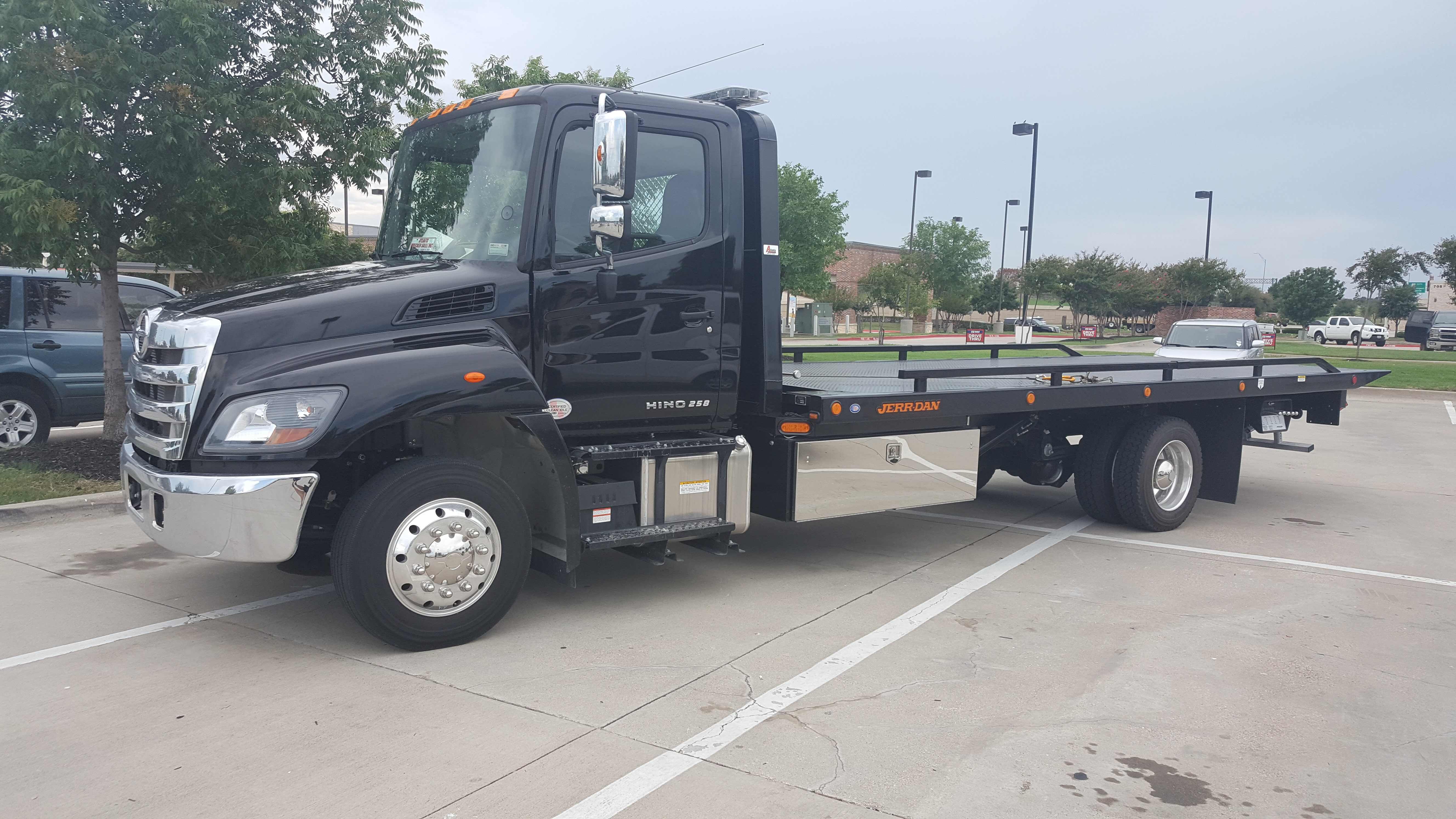 The Colony Tow truck business image