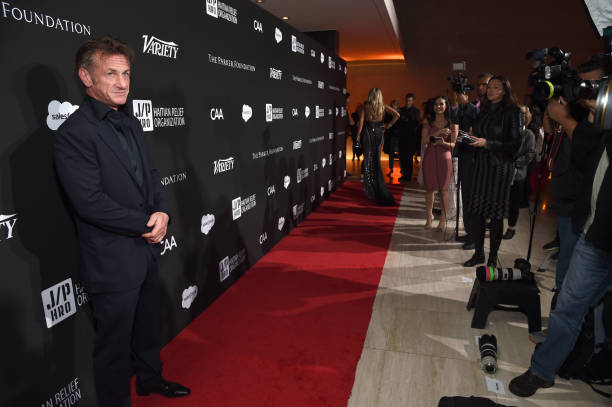 Step and Repeat LA business image