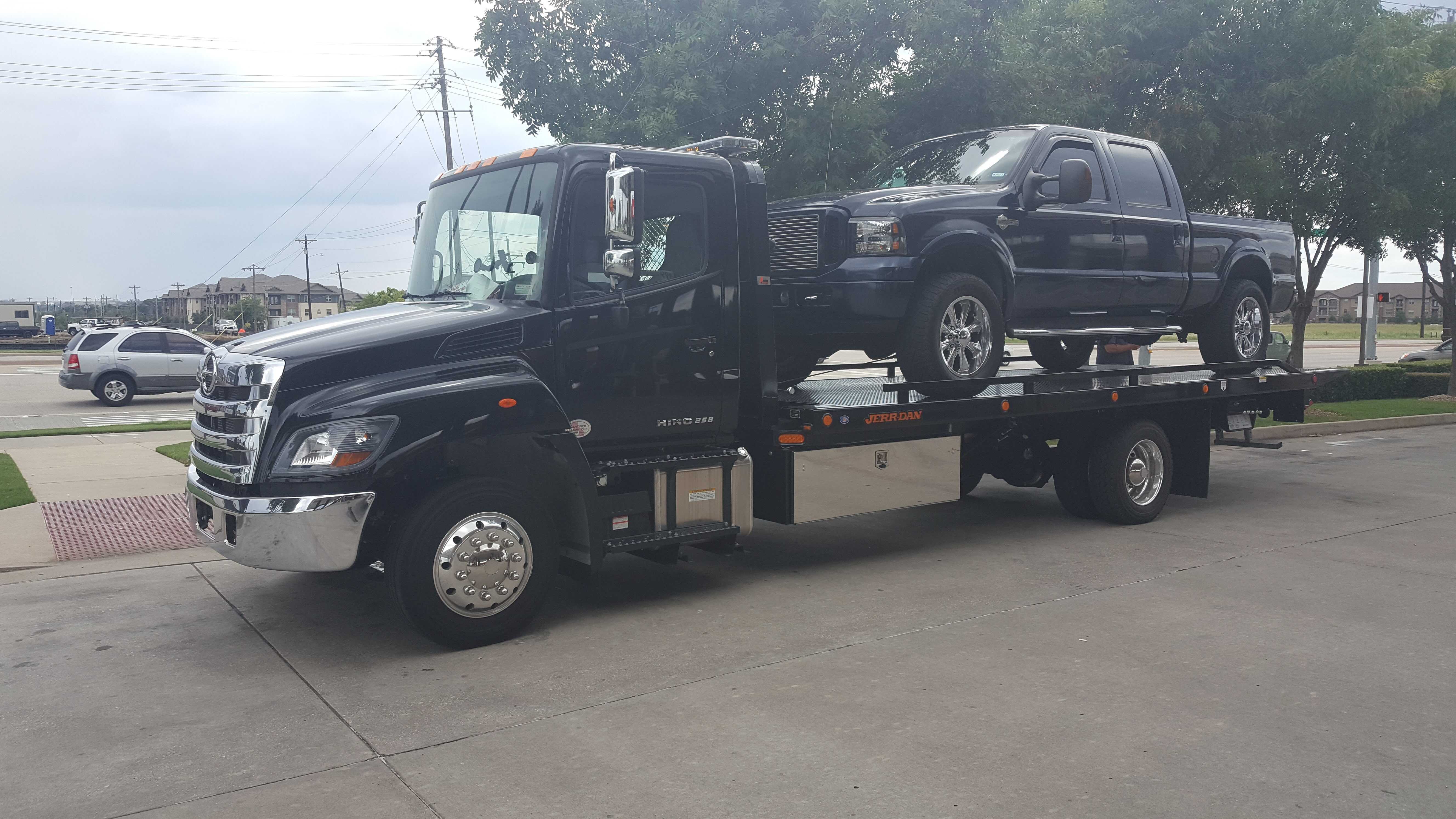 Tow truck In Wylie Tx business image